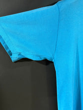 Load image into Gallery viewer, 1980s Vintage Turquoise / Aqua Blue Single Stitch Blank Tee L
