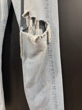 Load image into Gallery viewer, 1990s Vintage Levis Faded Distressed Knee Blow Out Denim Jeans 38
