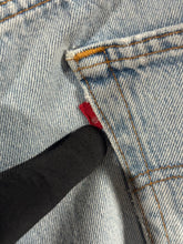 Load image into Gallery viewer, 1990s Vintage Levis Faded Distressed Knee Blow Out Denim Jeans 38

