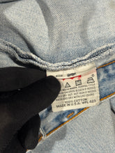 Load image into Gallery viewer, 1990s Vintage Levis Faded Distressed Knee Blow Out Denim Jeans 38
