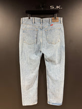Load image into Gallery viewer, 90s / 00s Vintage Wrangler Faded Stone Wash Standard Fit Denim Jeans 36
