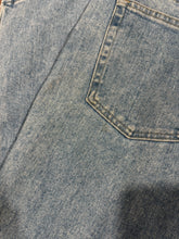 Load image into Gallery viewer, 90s / 00s Vintage Wrangler Faded Stone Wash Standard Fit Denim Jeans 36
