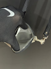 Load image into Gallery viewer, Siberia Hills Leather Mushroom Crossbody Side Bag
