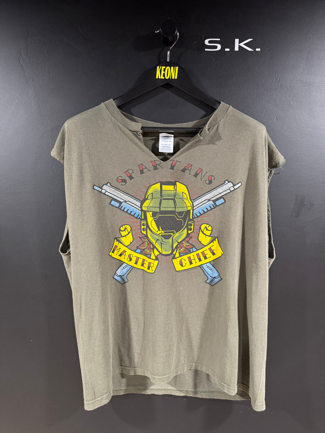 2007 Vintage Microsoft Halo Master Chief Spartans Distressed Cut Off Gaming Tee L