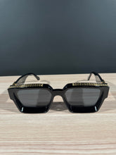 Load image into Gallery viewer, Louis Vuitton LV 1.1 Millionaires 2018 Z1165E Sunglasses
